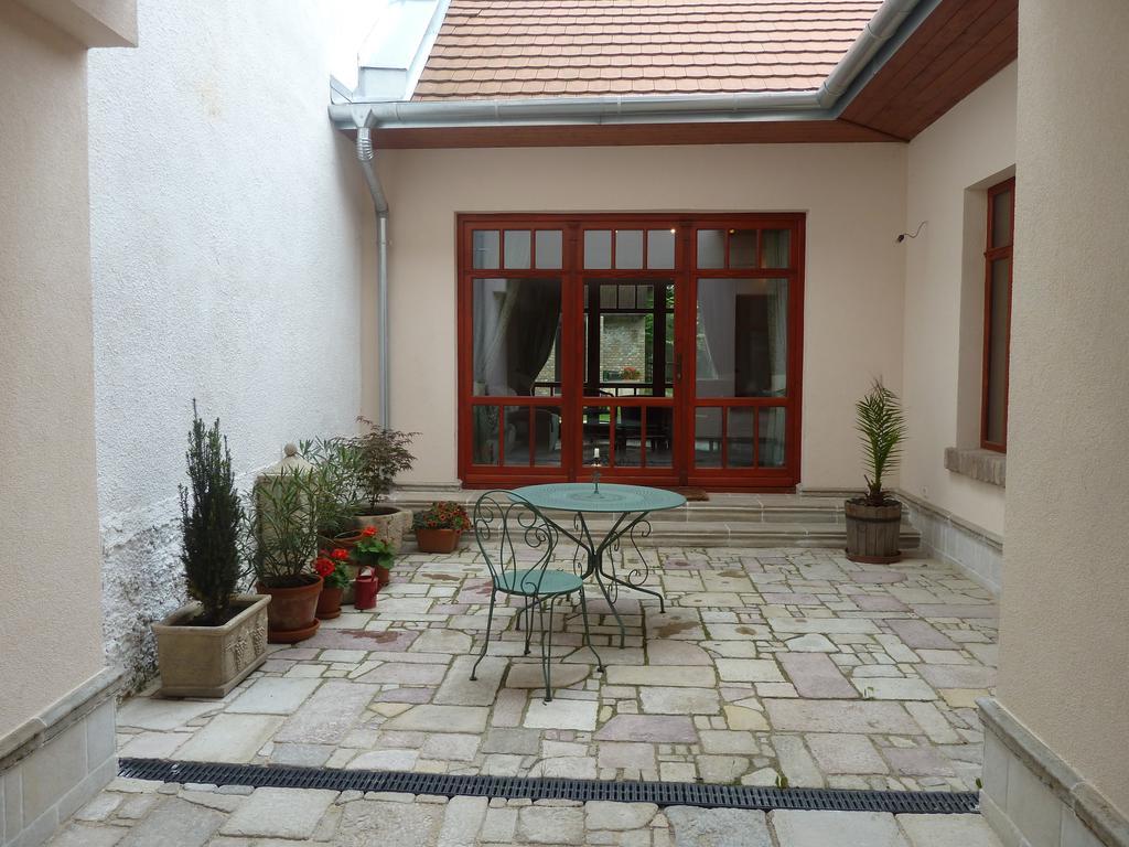 Kabóca Vendégház Vác Exterior foto